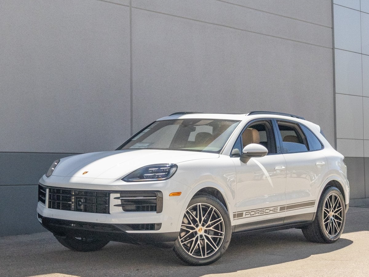 2025 Porsche Cayenne Base