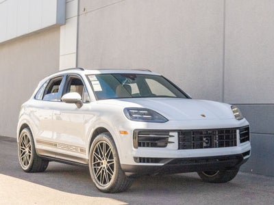 2025 Porsche Cayenne Base