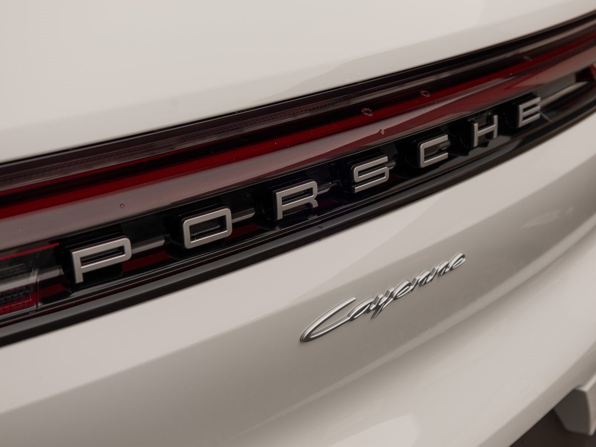 2025 Porsche Cayenne Base