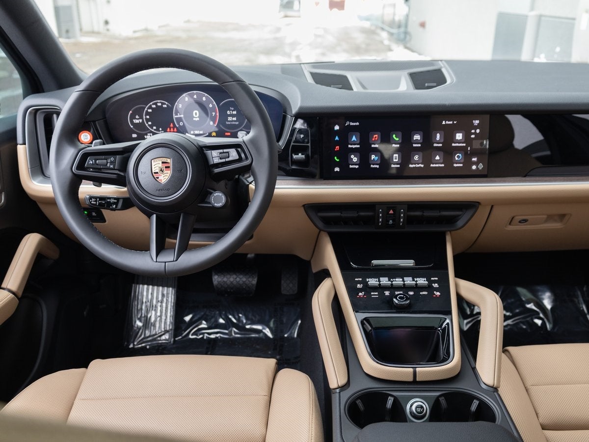 2025 Porsche Cayenne Base
