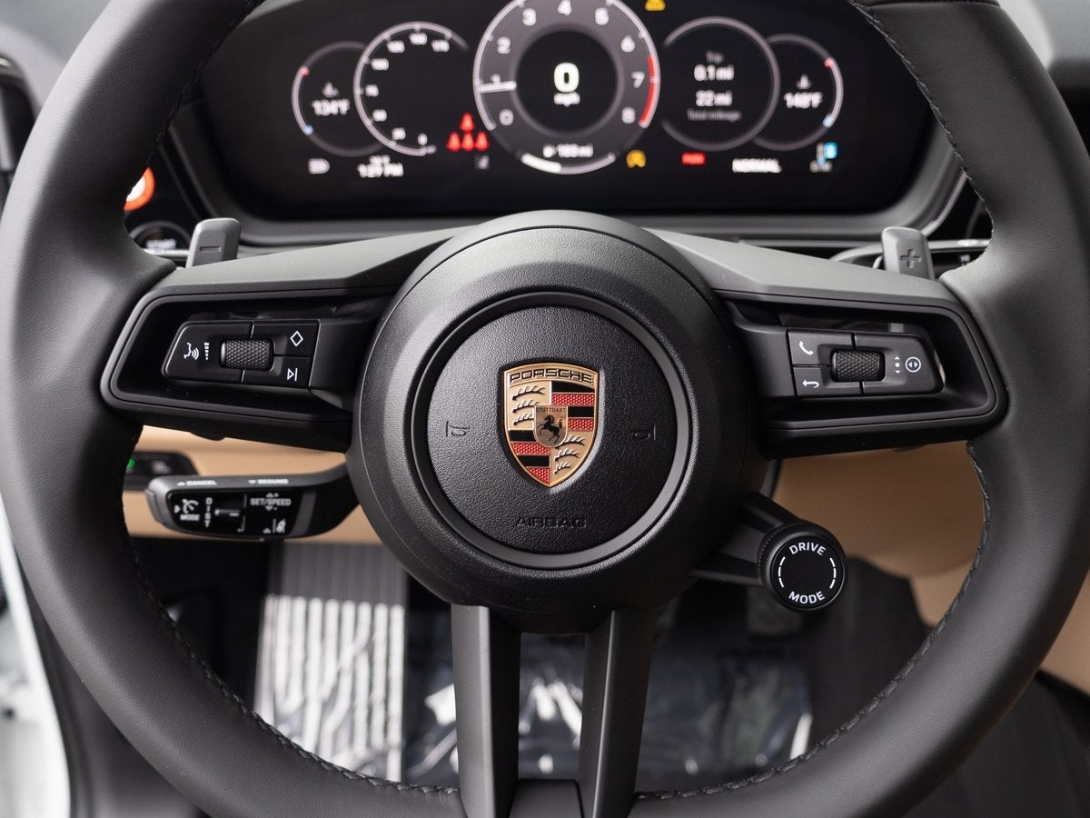 2025 Porsche Cayenne Base