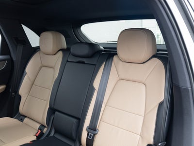 2025 Porsche Cayenne Base