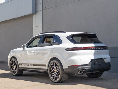 2025 Porsche Cayenne Base