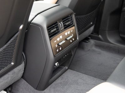 2025 Porsche Cayenne Base