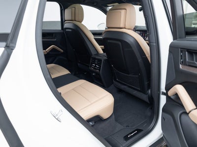 2025 Porsche Cayenne Base