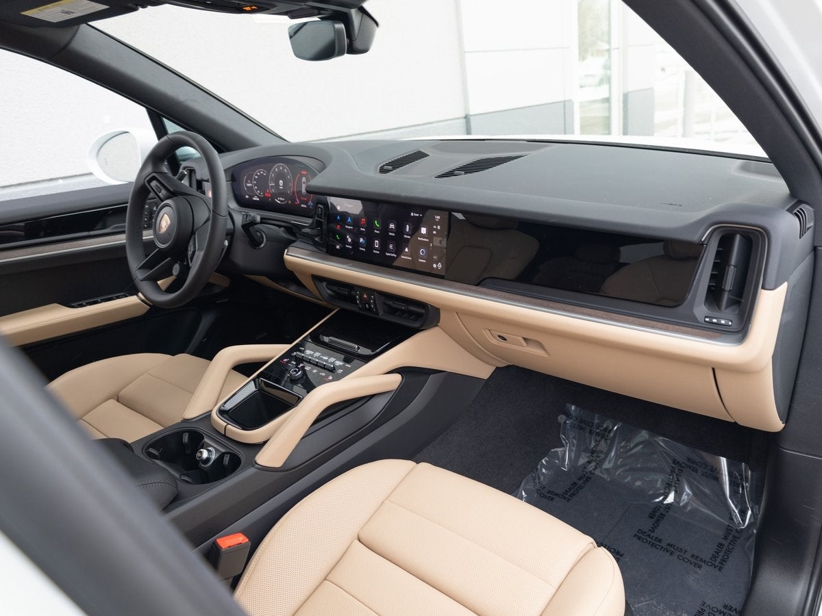 2025 Porsche Cayenne Base