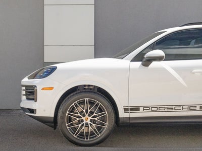 2025 Porsche Cayenne Base