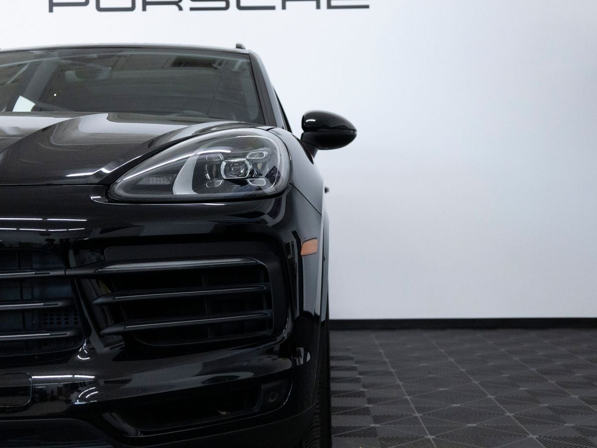 2023 Porsche Cayenne Cayenne Platinum Edition