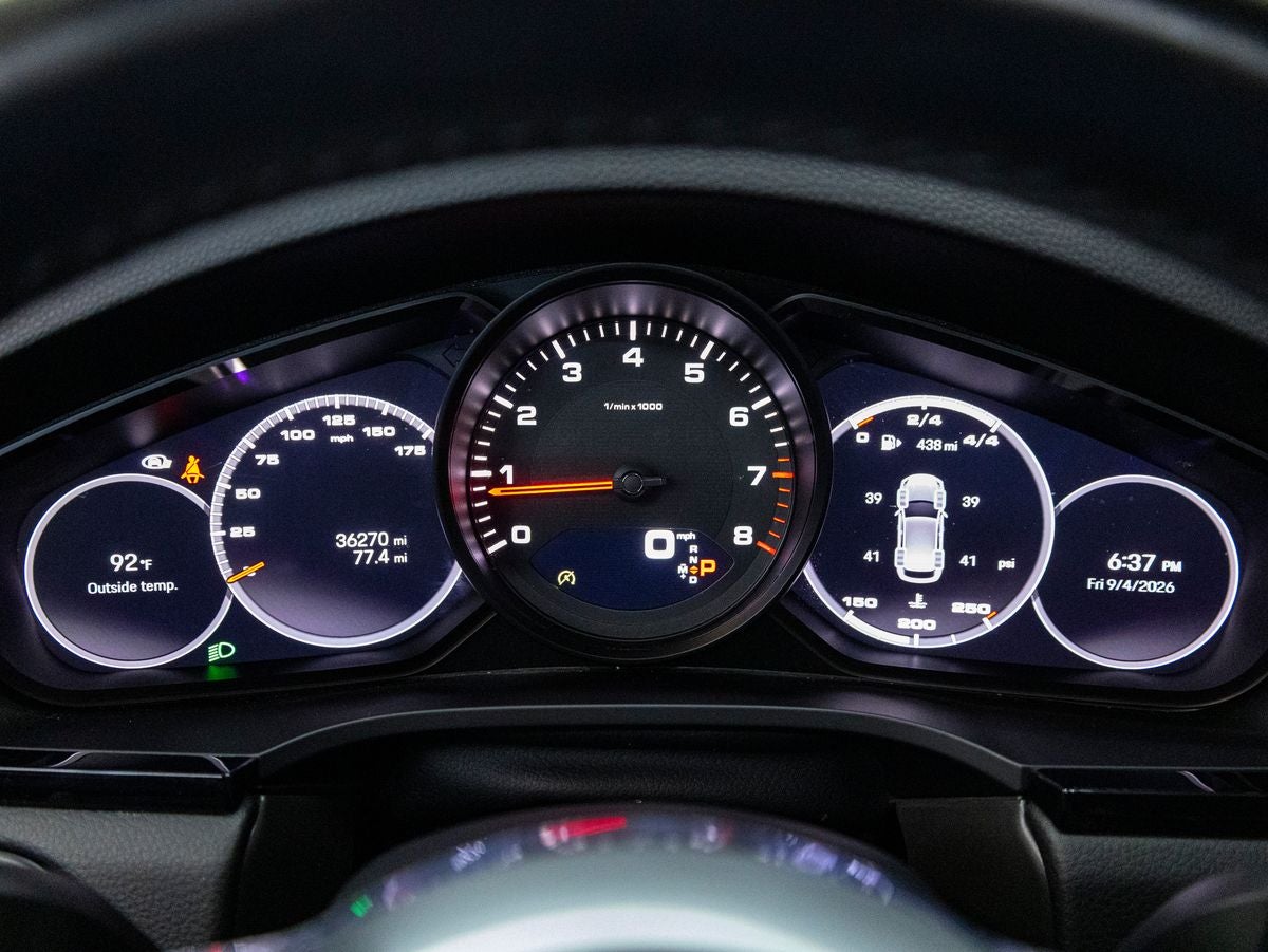 2023 Porsche Cayenne Cayenne Platinum Edition