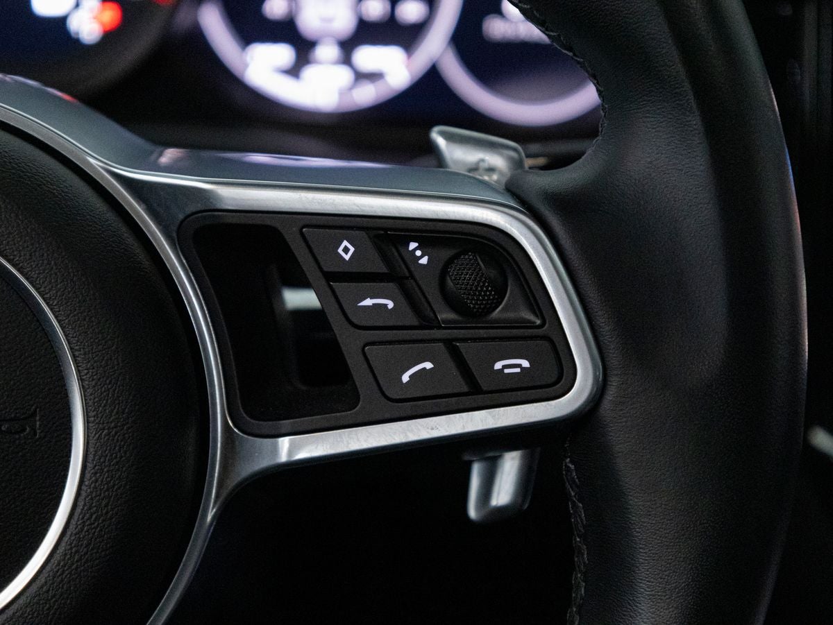 2023 Porsche Cayenne Cayenne Platinum Edition