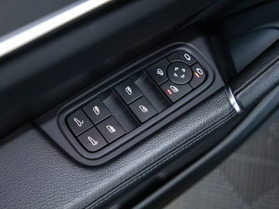 2023 Porsche Cayenne Cayenne Platinum Edition