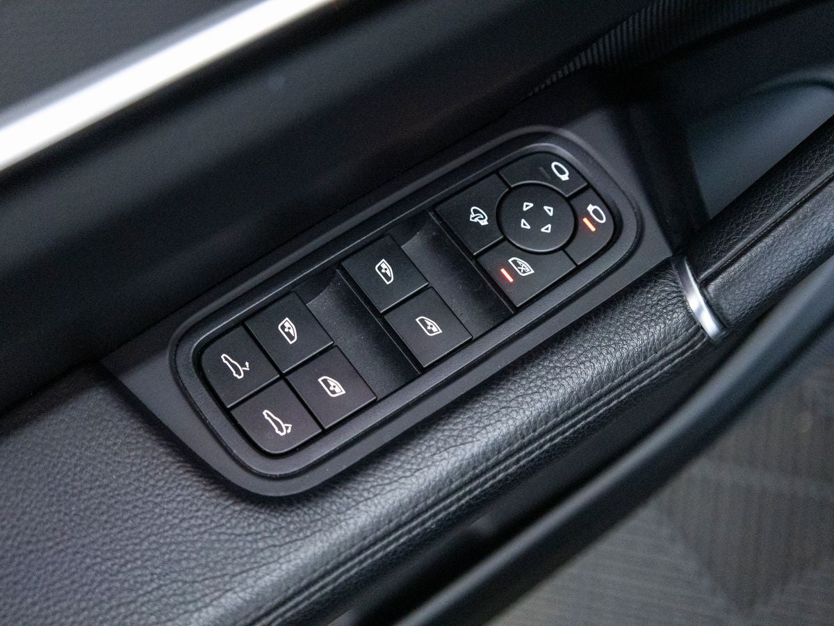 2023 Porsche Cayenne Cayenne Platinum Edition