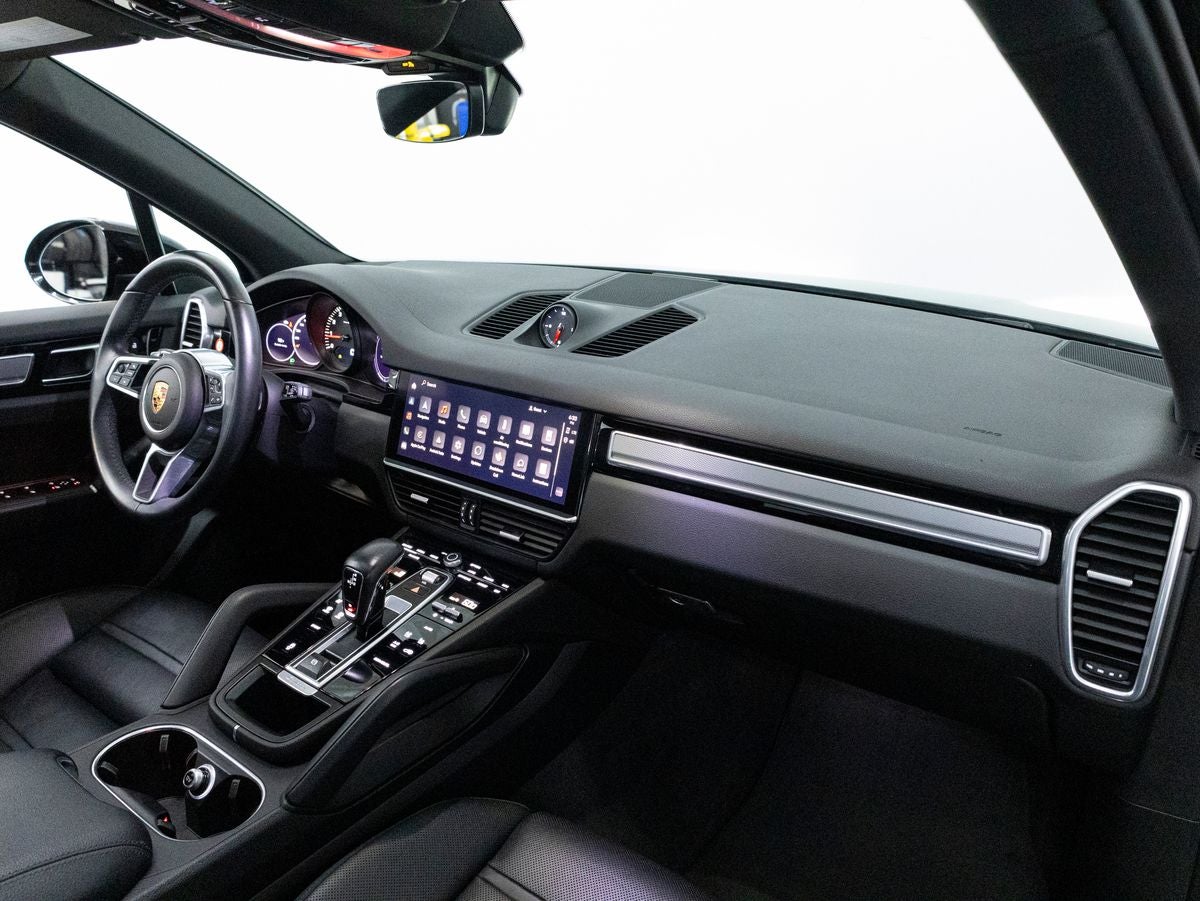 2023 Porsche Cayenne Cayenne Platinum Edition