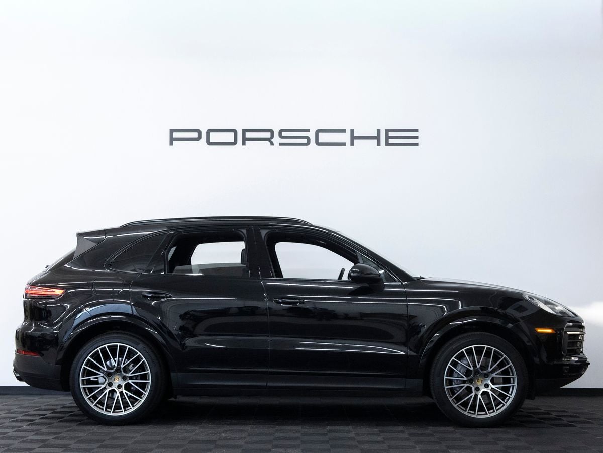 2023 Porsche Cayenne Cayenne Platinum Edition