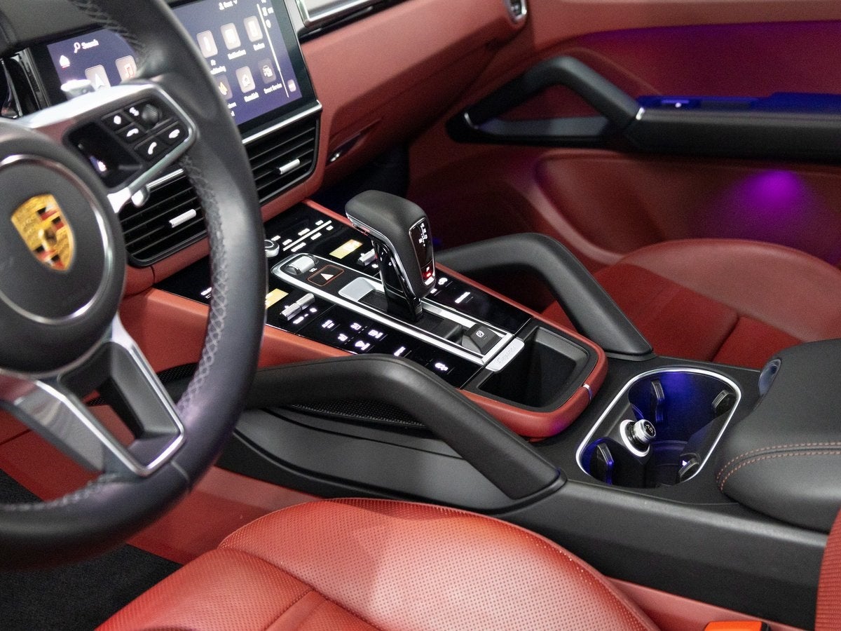 2023 Porsche Cayenne Base