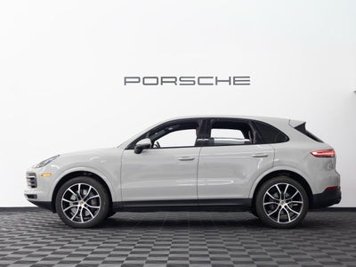 2023 Porsche Cayenne Base