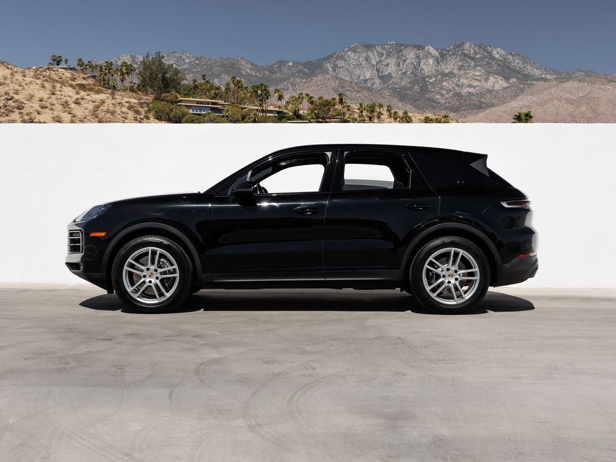2024 Porsche Cayenne Base