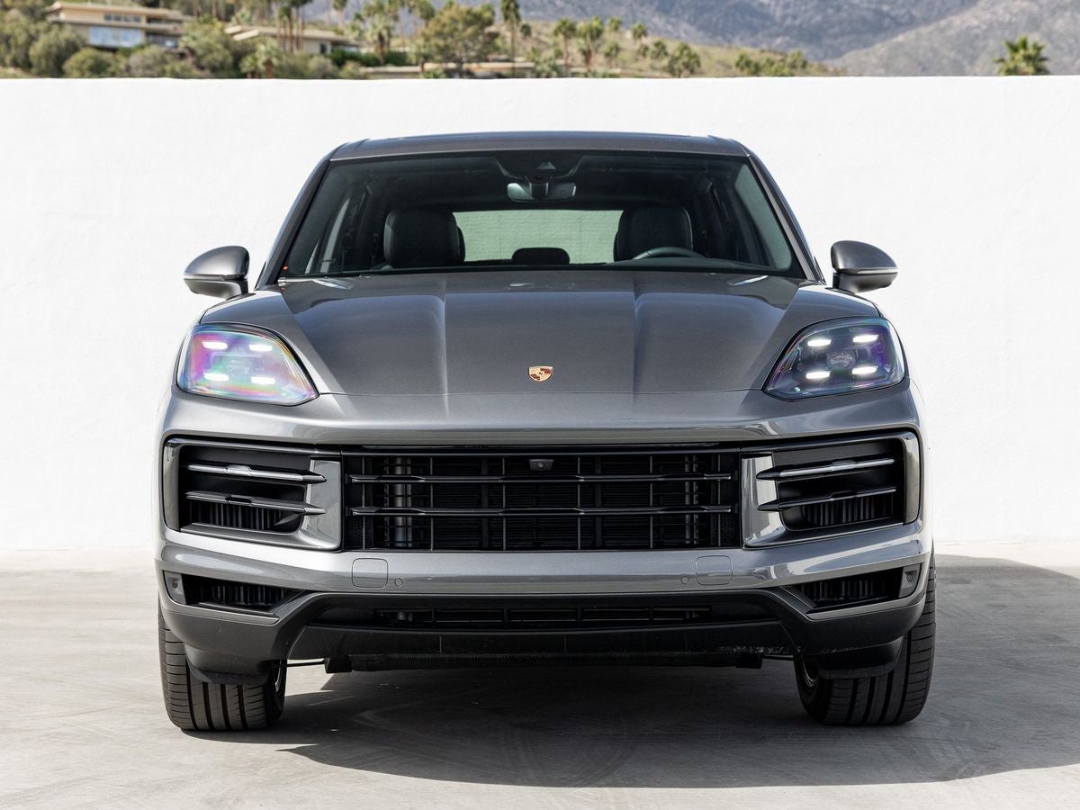 2025 Porsche Cayenne Base