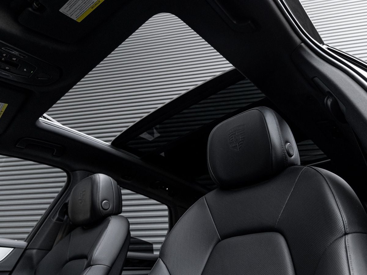 2025 Porsche Cayenne Base