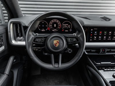 2025 Porsche Cayenne Base