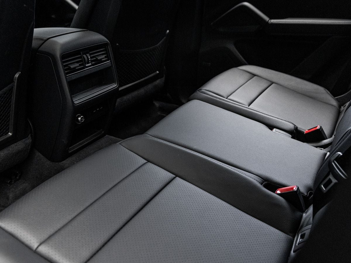 2025 Porsche Cayenne Base