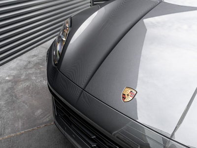 2025 Porsche Cayenne Base