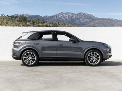 2025 Porsche Cayenne Base
