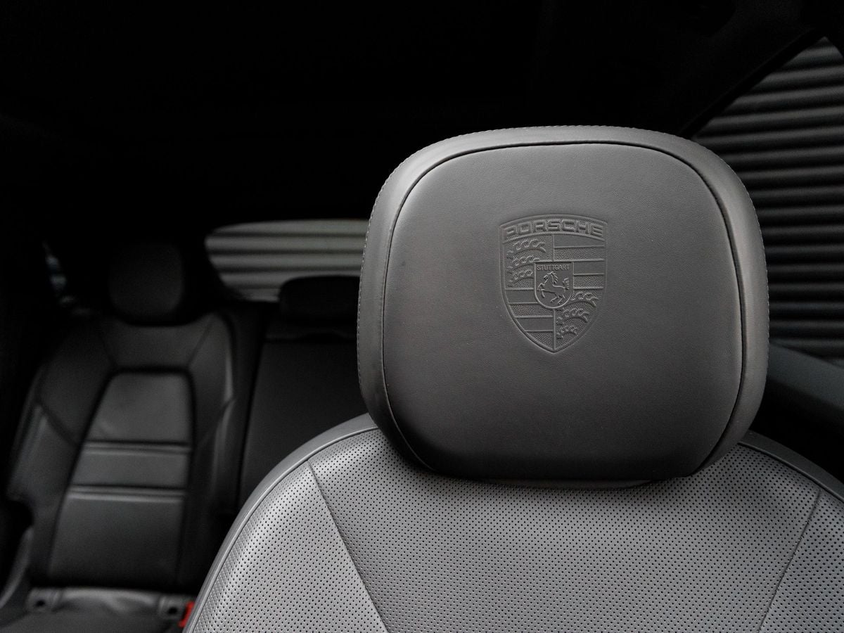 2023 Porsche Cayenne Base
