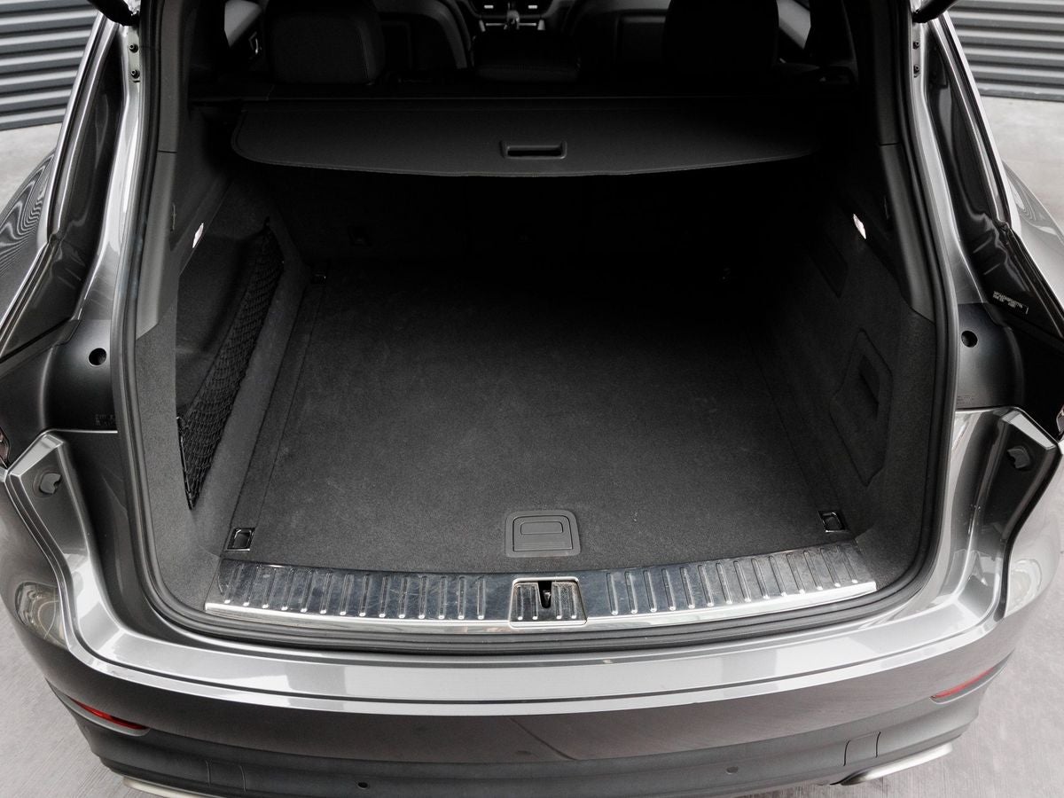 2023 Porsche Cayenne Base