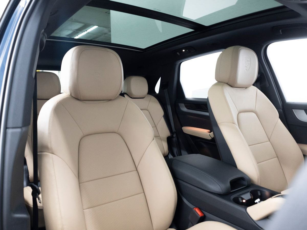 2026 Porsche Cayenne Base