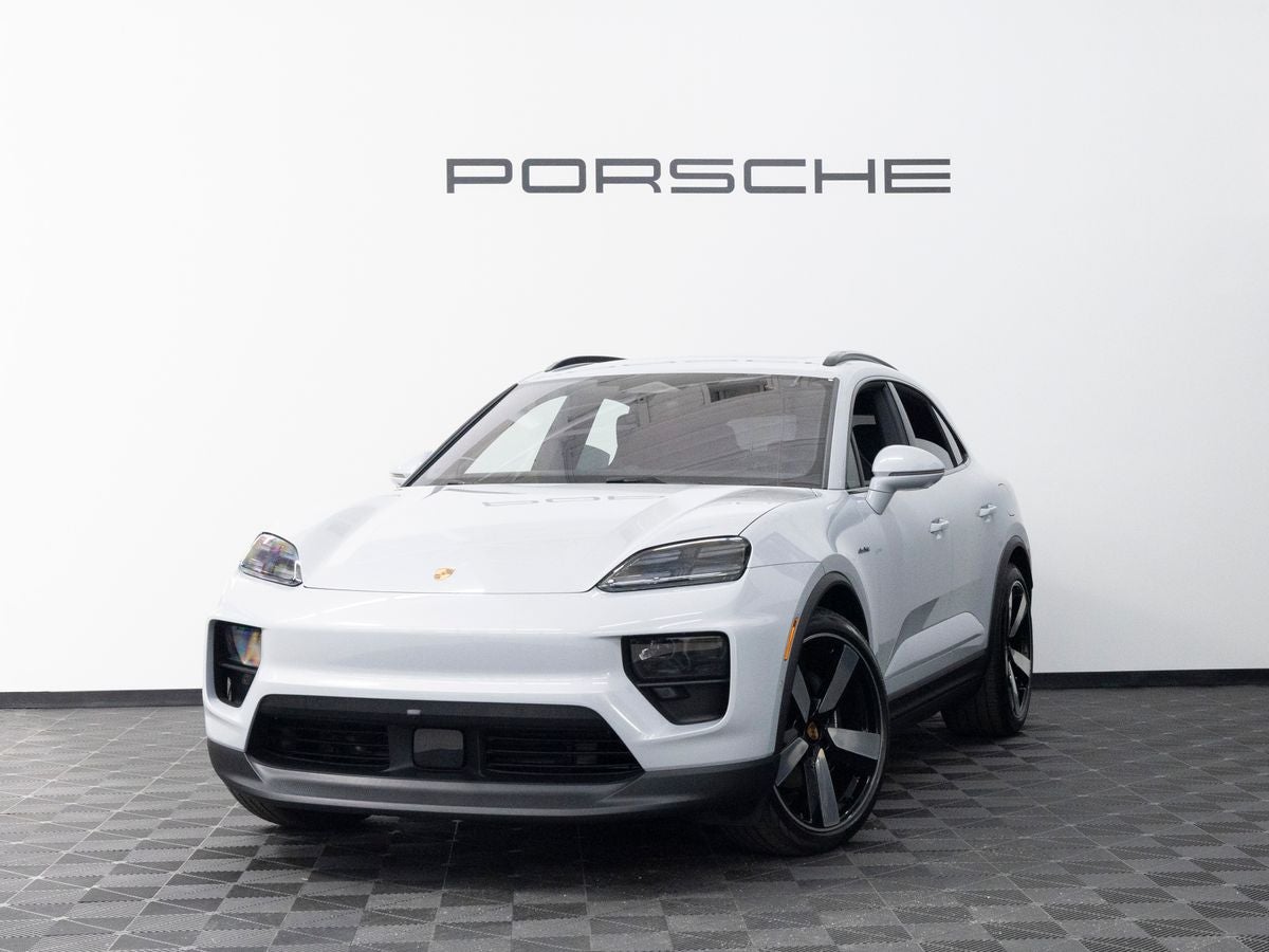 2026 Porsche Macan 4 Electric