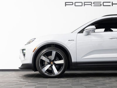 2026 Porsche Macan 4 Electric