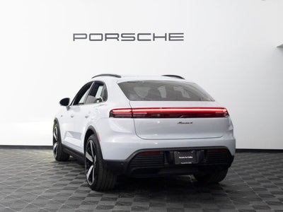 2026 Porsche Macan 4 Electric