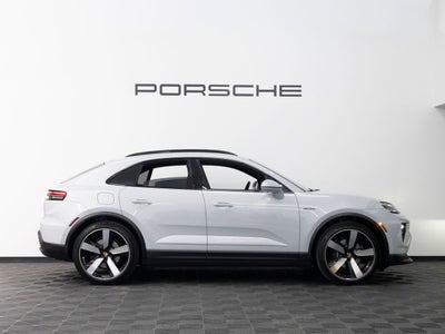 2026 Porsche Macan 4 Electric
