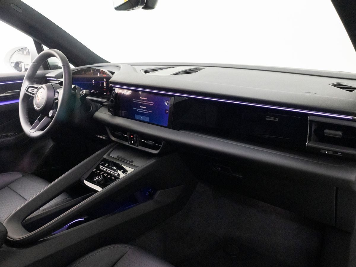 2026 Porsche Macan 4 Electric