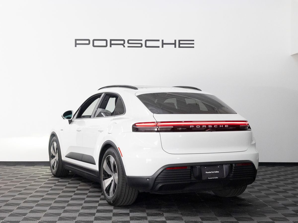 2026 Porsche Macan 4 Electric