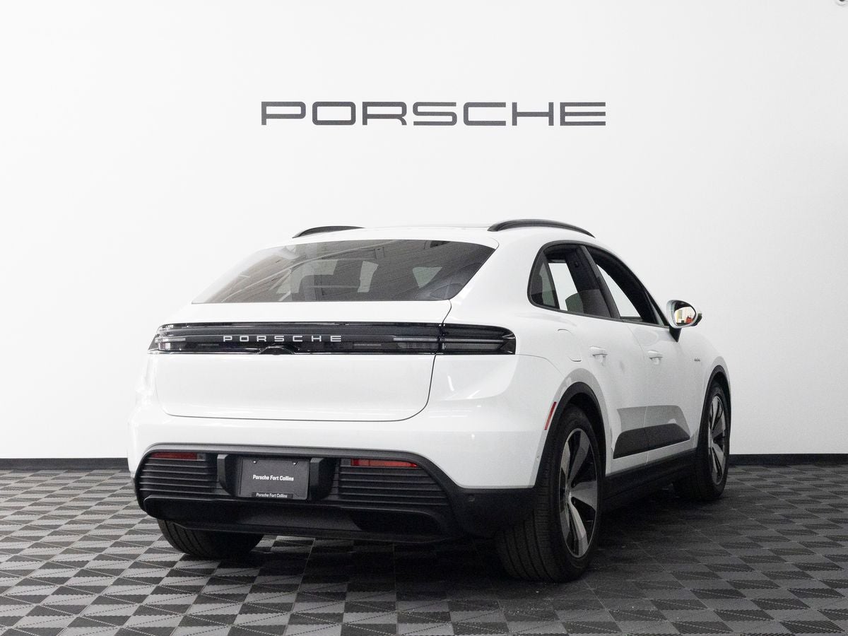 2026 Porsche Macan 4 Electric