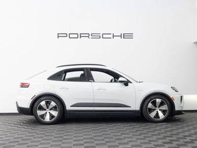 2026 Porsche Macan 4 Electric
