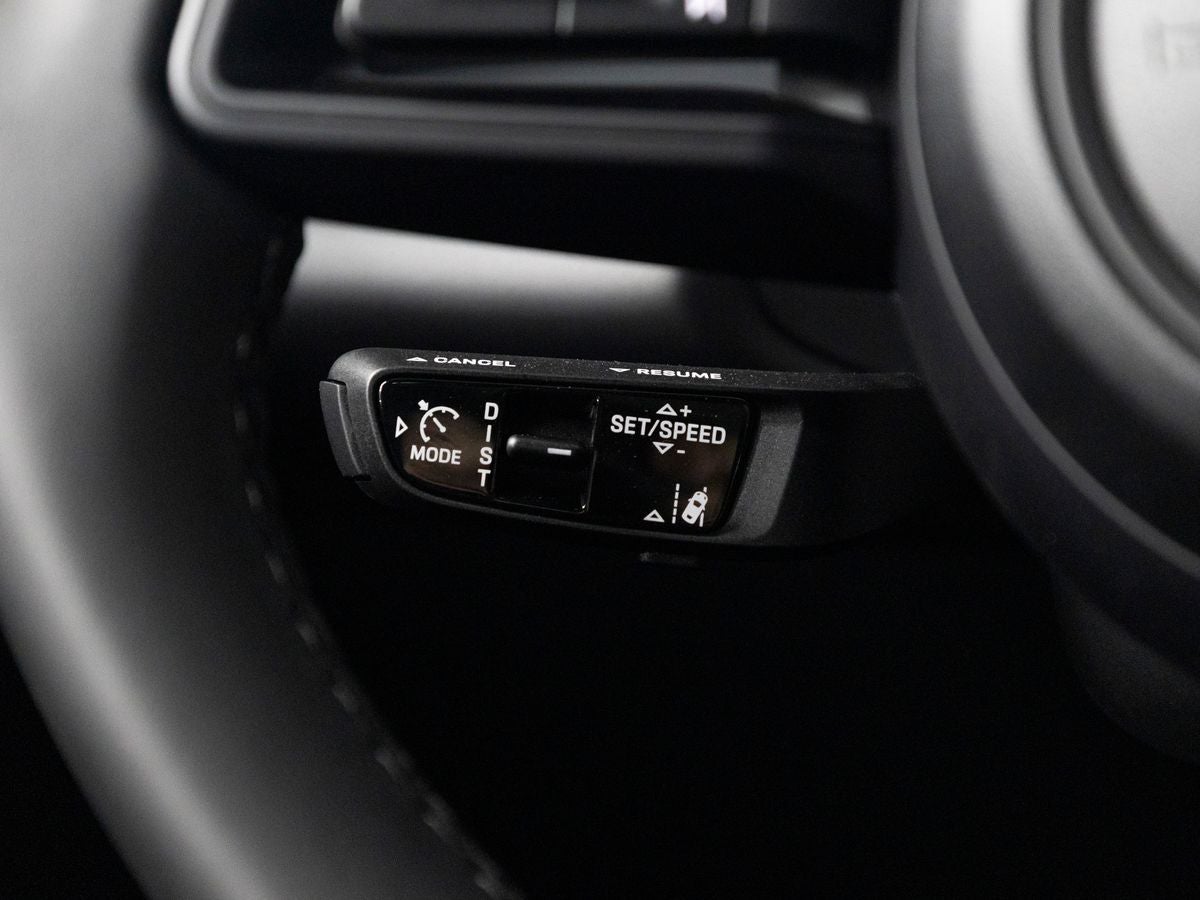 2026 Porsche Macan 4 Electric