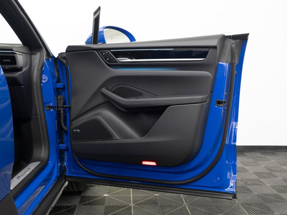 2026 Porsche Macan 4 Electric