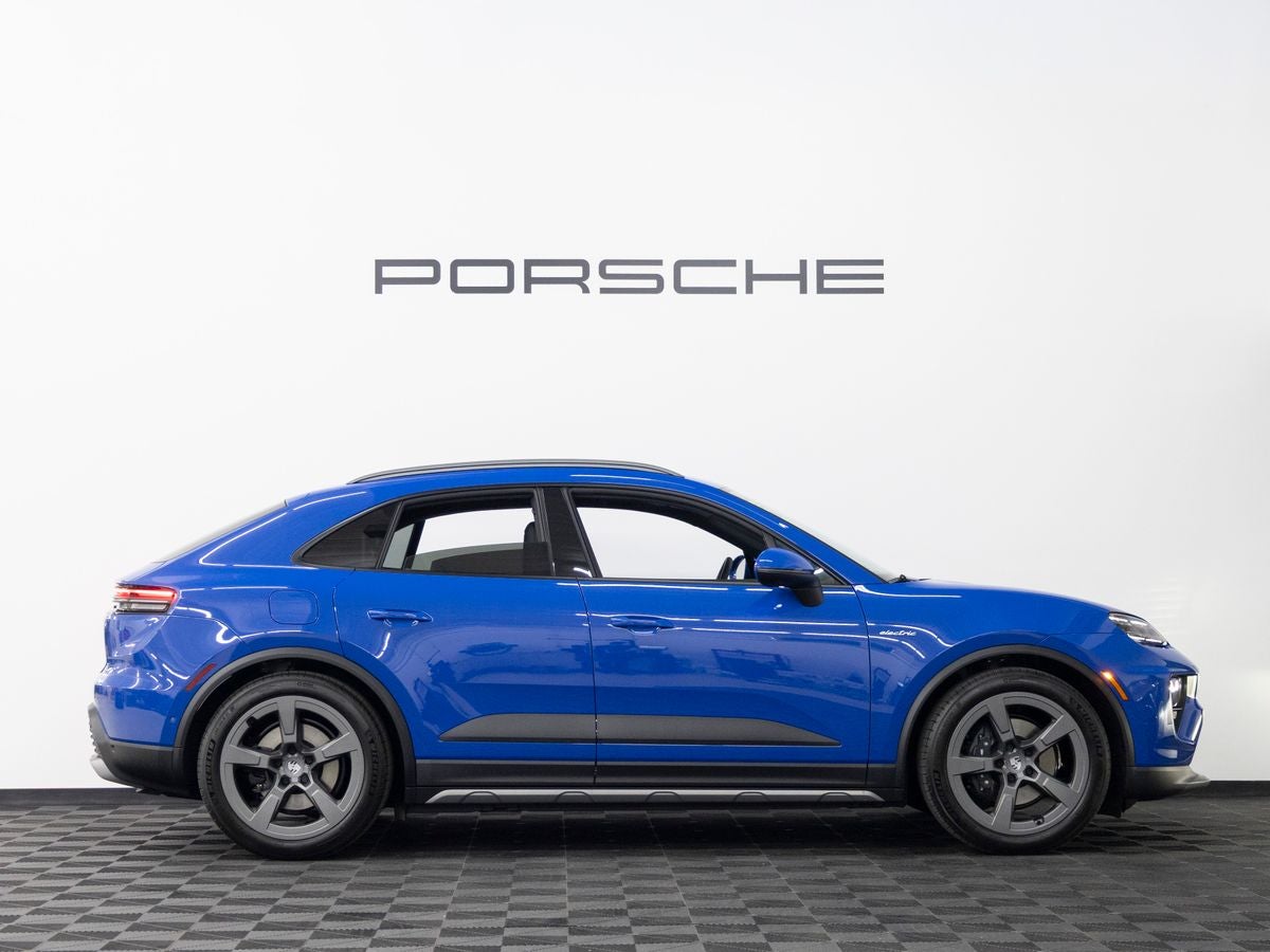 2026 Porsche Macan 4 Electric