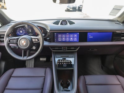 2025 Porsche Macan 4