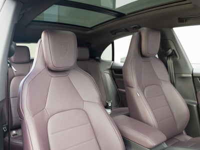 2025 Porsche Macan 4