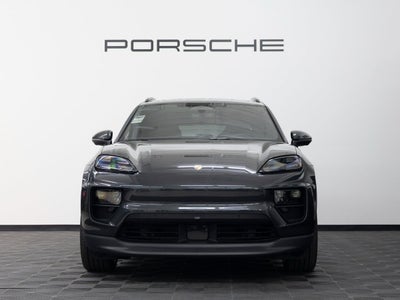 2026 Porsche Macan 4