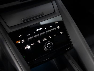 2026 Porsche Macan 4