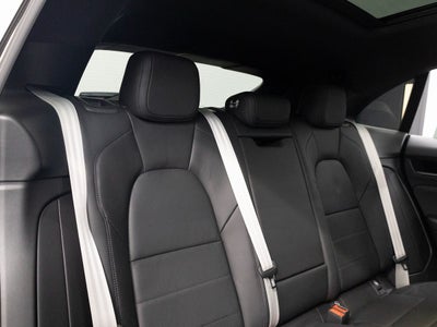 2026 Porsche Macan 4