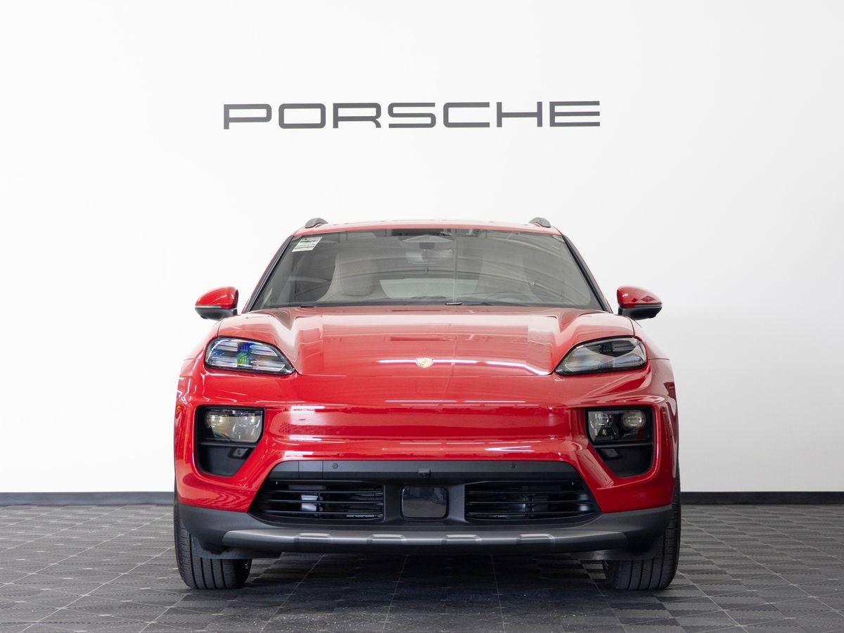 2026 Porsche Macan 4 Electric