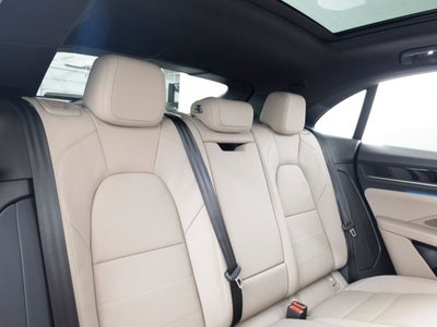 2026 Porsche Macan 4 Electric