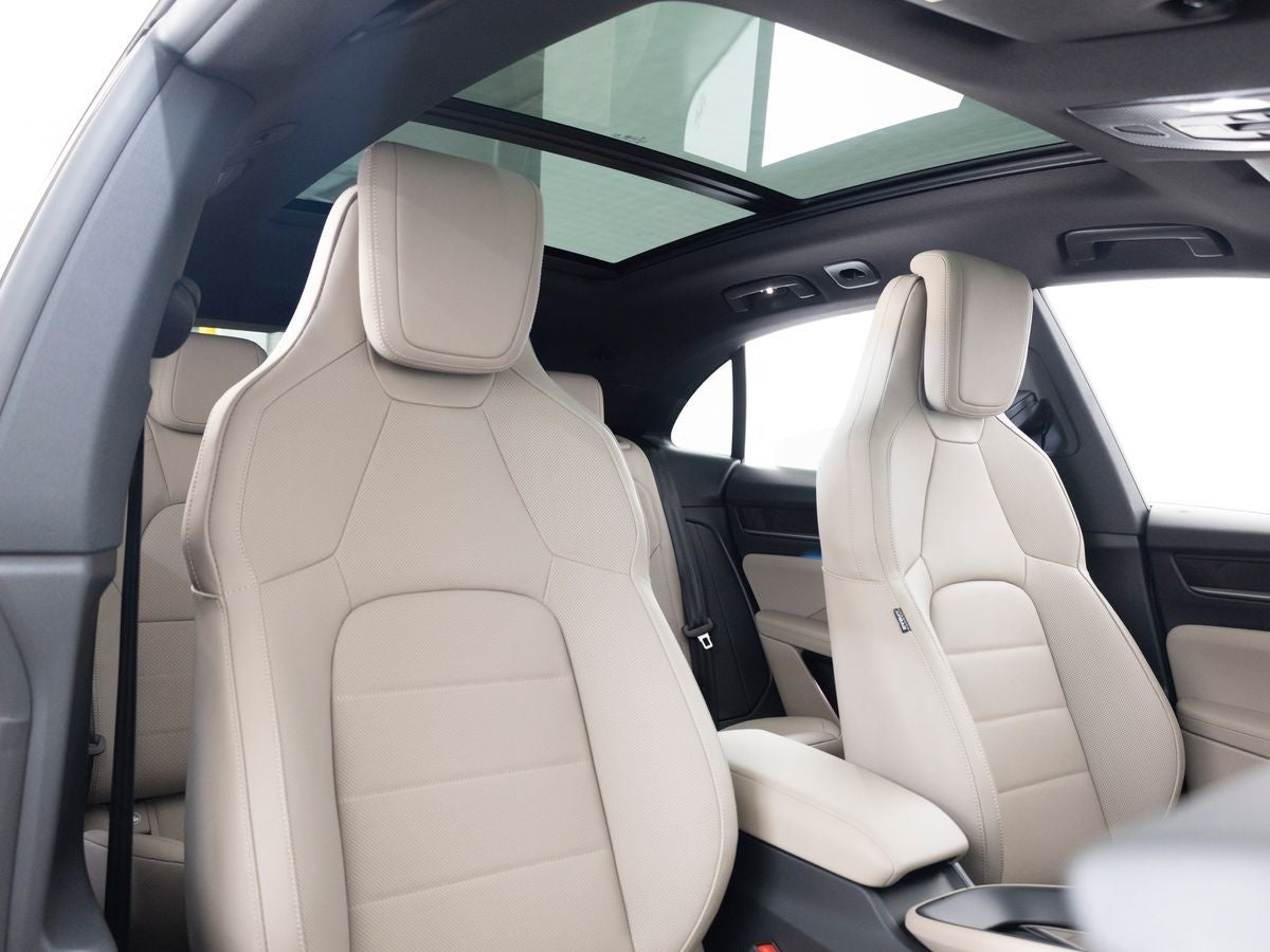 2026 Porsche Macan 4 Electric