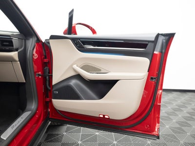 2026 Porsche Macan 4 Electric